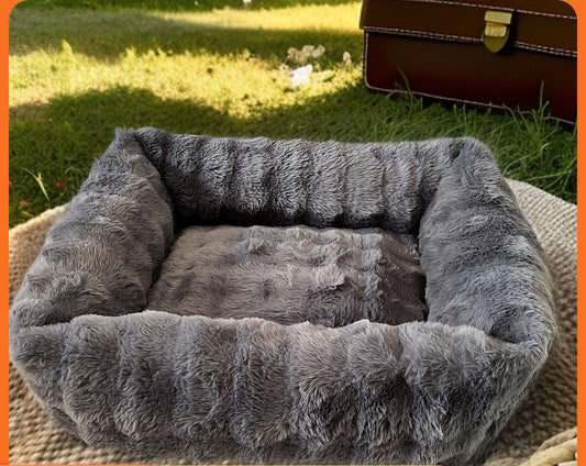 Plush Deep Donut Pet Bed – Soft & Spacious Nest for Cats and Small to Medium Dogs