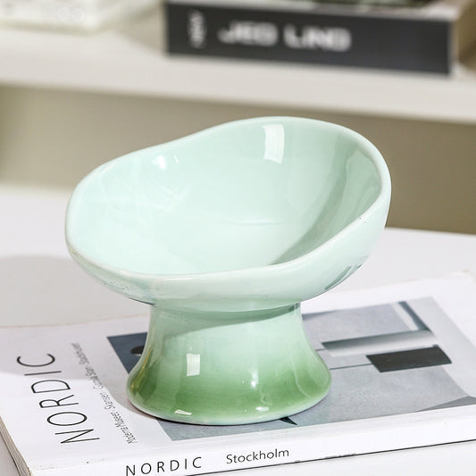 15° Tilted Ceramic Pet Bowl – Elevated Anti-Slip Cat & Dog Food Bowl with Petal Design